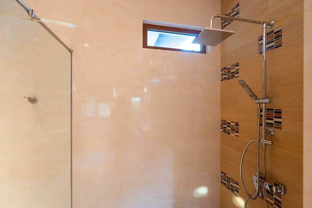 Вилла 3BR Family Villa - Pool NaiHarn Rawai