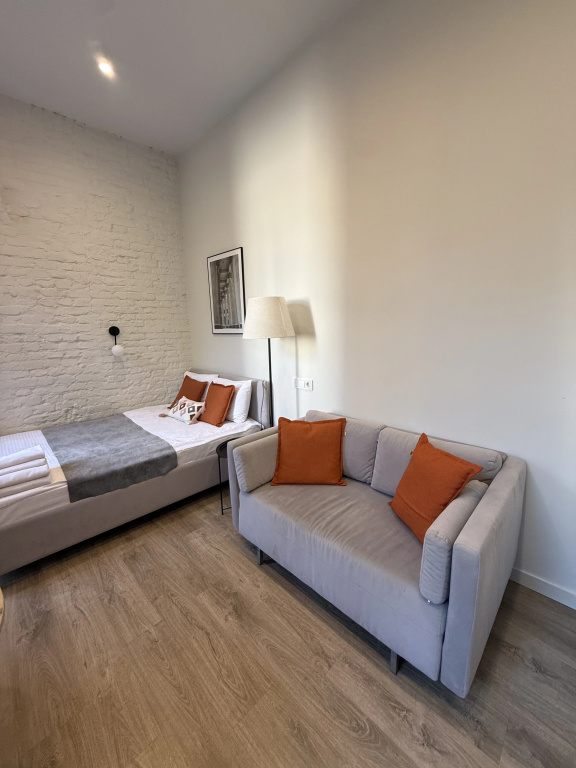 Квартира Студия с французским балконом Tina Rental Studio
