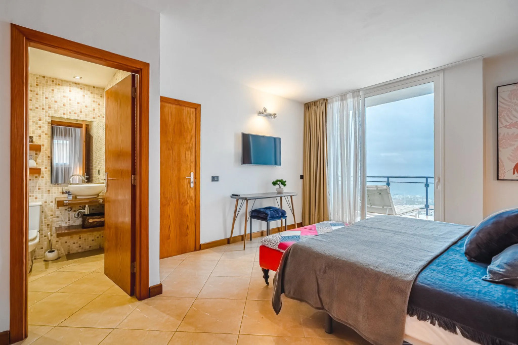 Вилла Villa Del Mar Costa Adeje SPA & View