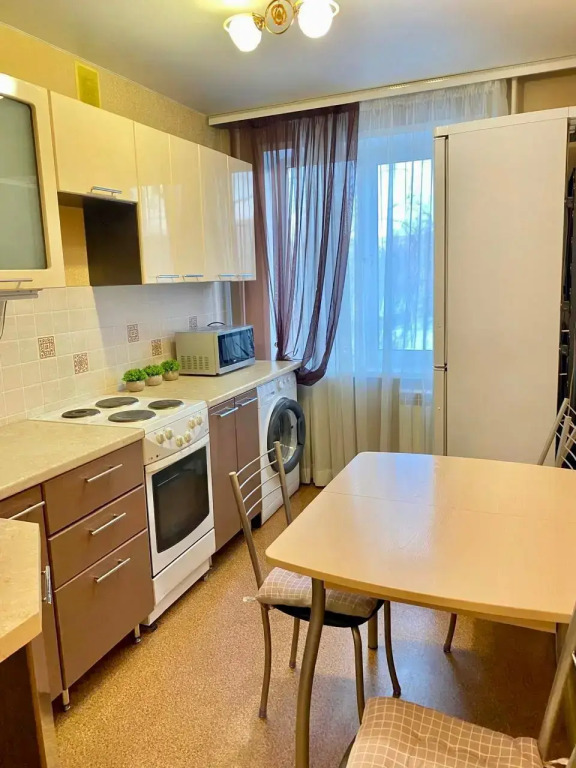 Квартира 2-комнатная на Октябрьском