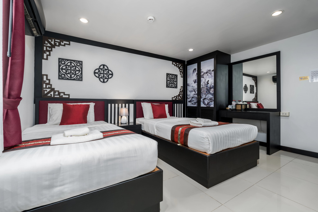 Sunray Beach Hotel Patong