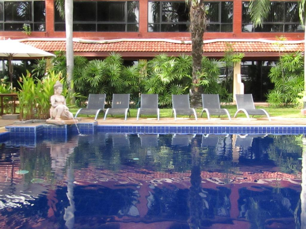 Отель Nova Park Hotel Pattaya