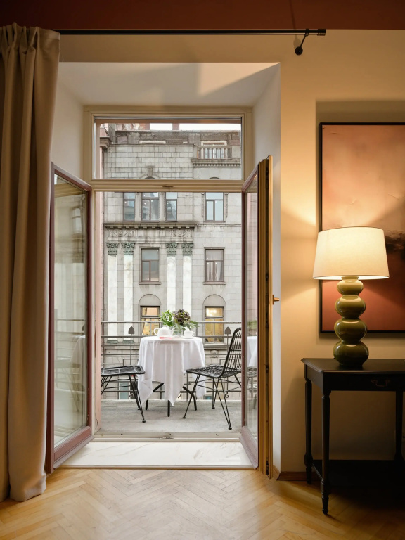Апартаменты Minin Apartments с видом на Адмиралтейство 200 кв.м.