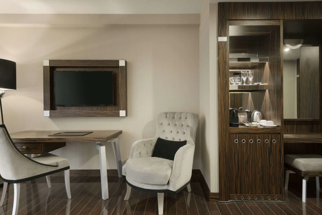 Ramada Hotel & Suites Sisli