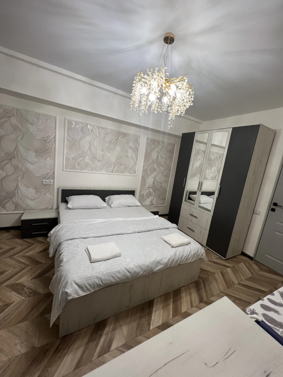 Квартира Downtown With 2 Bedrooms and 1 living room