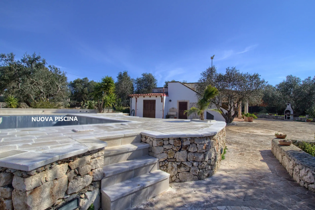 Cavaliere Lovely Pool Home