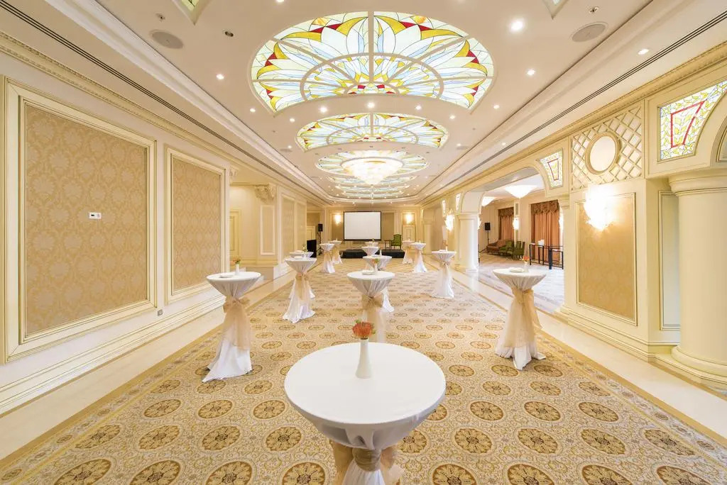 Fairmont Grand Hotel Kyiv