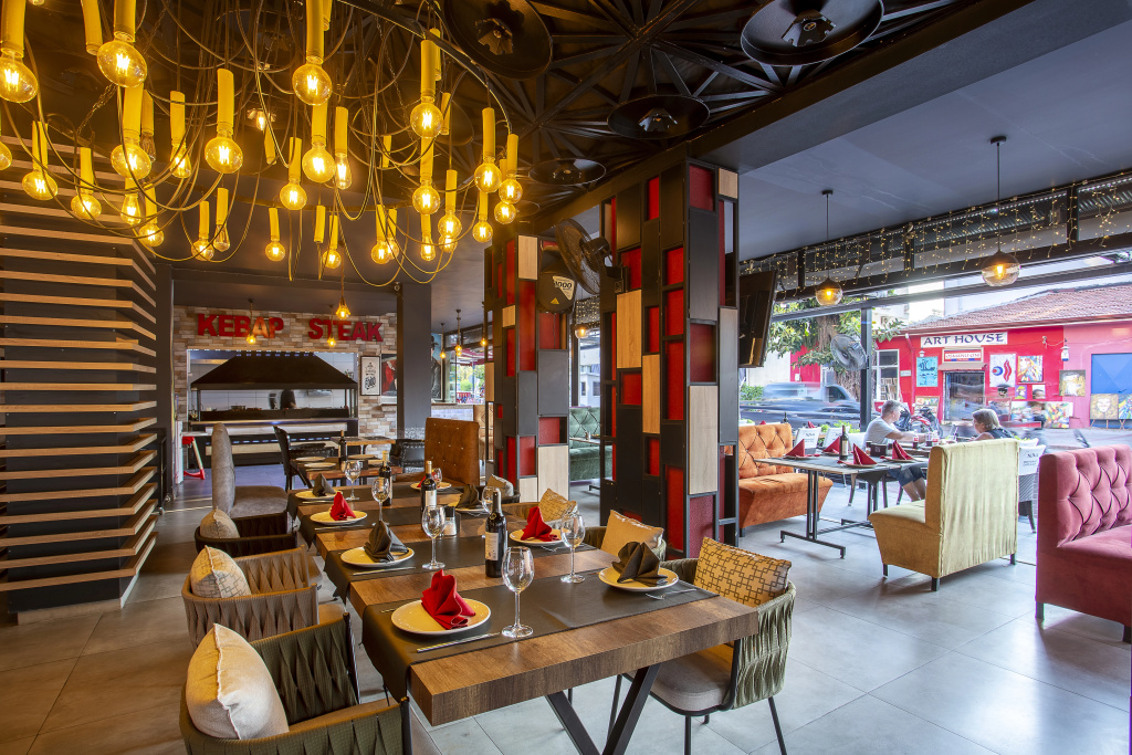 Aslan Corner Hotel