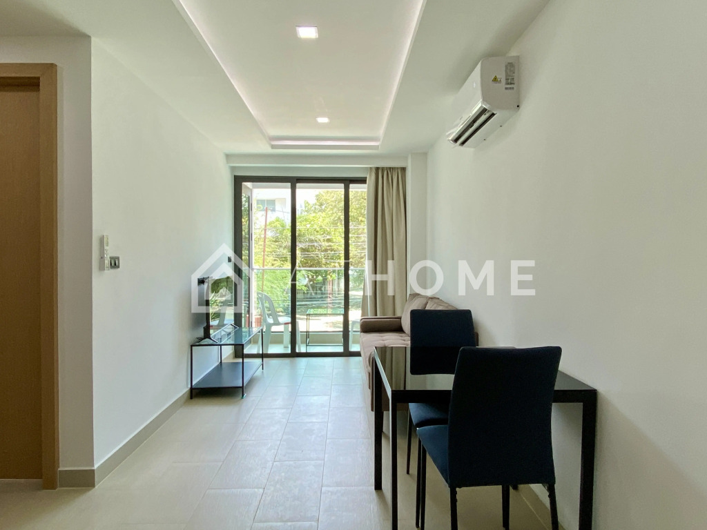 Апартаменты Breeze Beachside 203