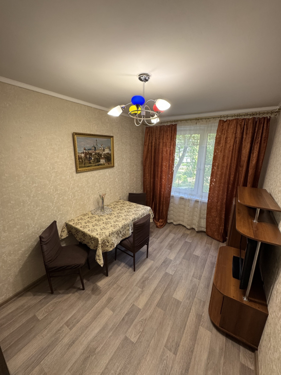 Na Ulitse Veshnyakovskaya, 3 Flat