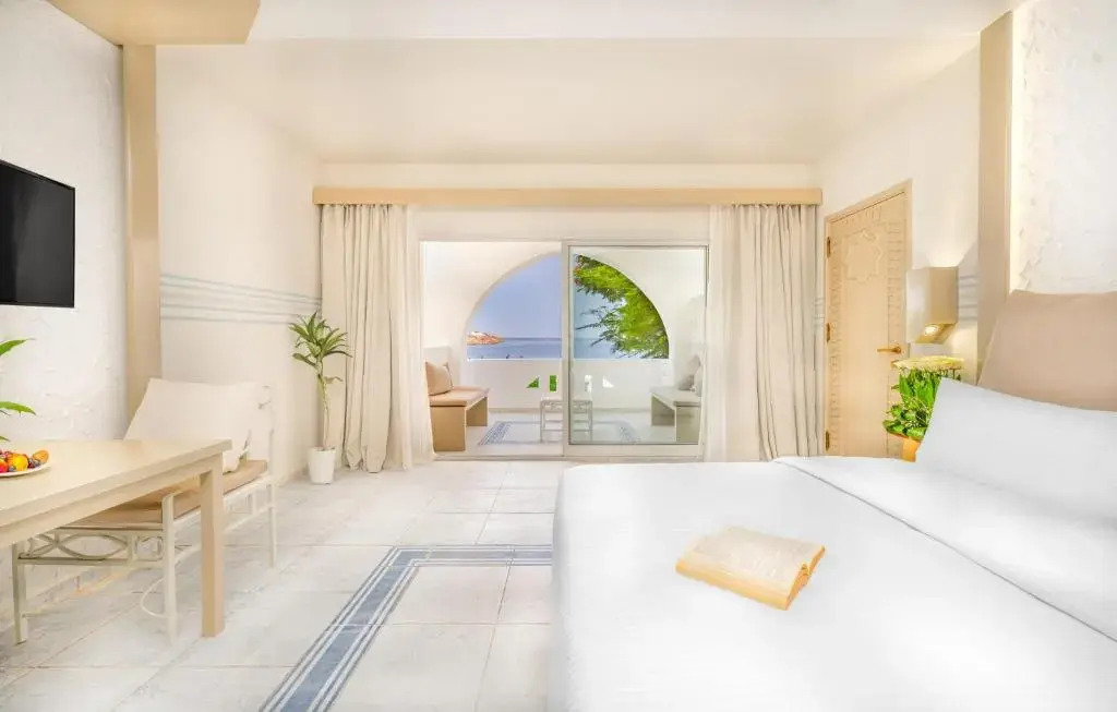 Курортный отель Domina Coral Bay Resort