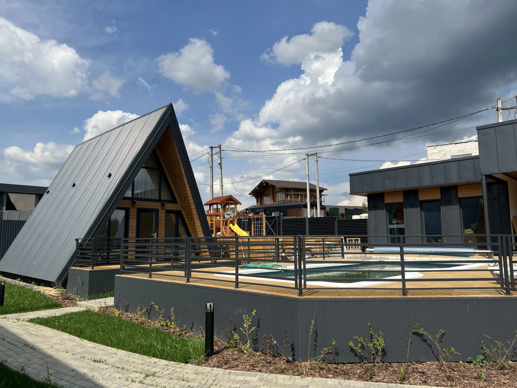Частный дом A-Frame с Бассейном