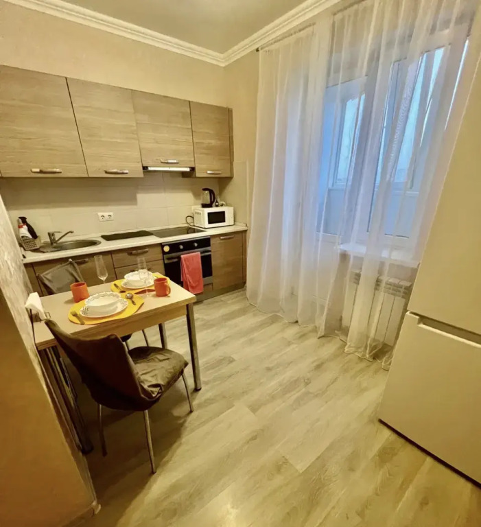 Квартира 2х комнатная Люкс на Губкина 17и.