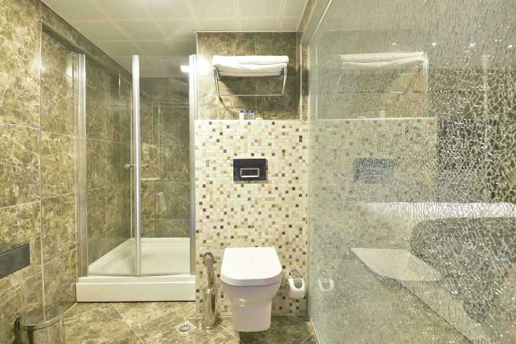 Adamel City Hotel