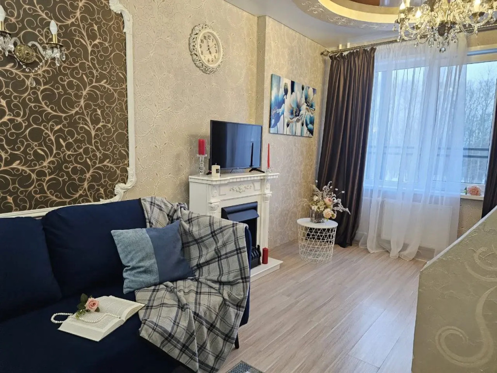 Shikarnaya, Klassicheskaya Flat