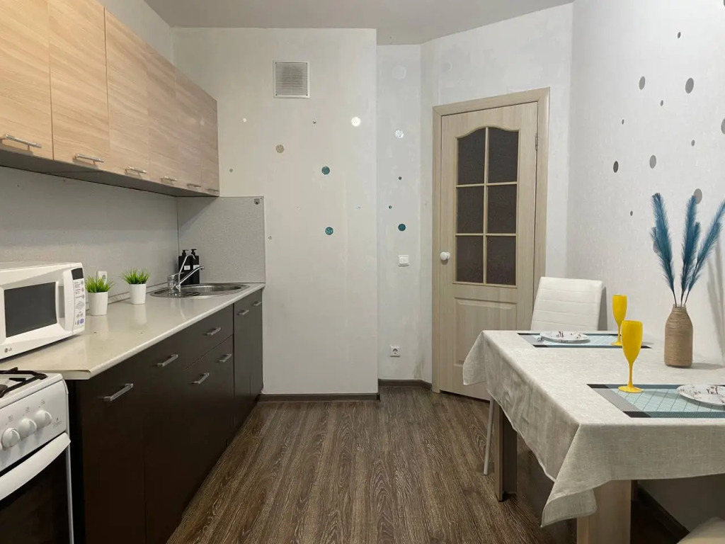 Апартаменты на улице Орджоникидзе 55