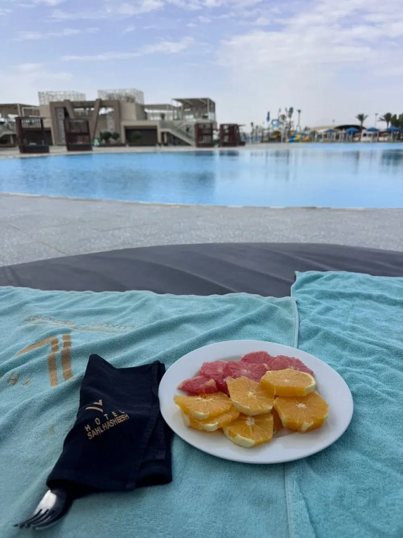 Отель The V Luxury Sahl Hasheesh