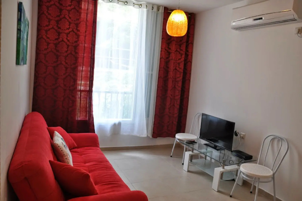 Апартаменты ARENDAIZRAIL Balfour 61