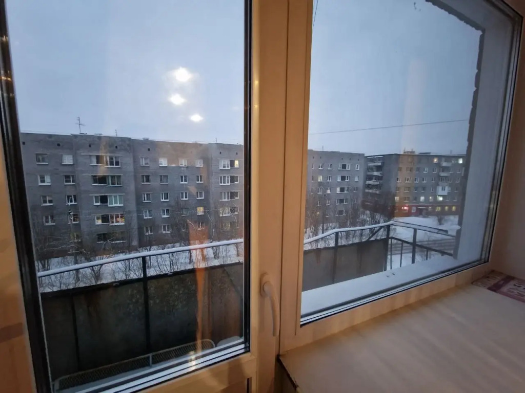 Квартира с Балконом в Спальном Районе