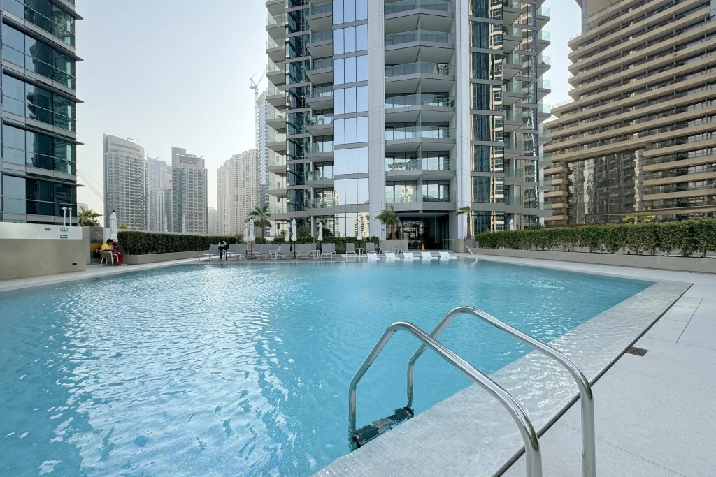 Апартаменты 2BR in LIV Marina Balcony with Partial Sea View