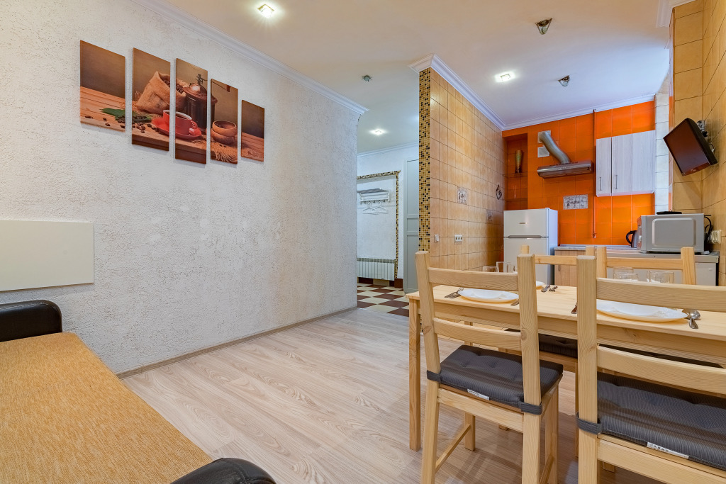 Квартира на Марата, 8