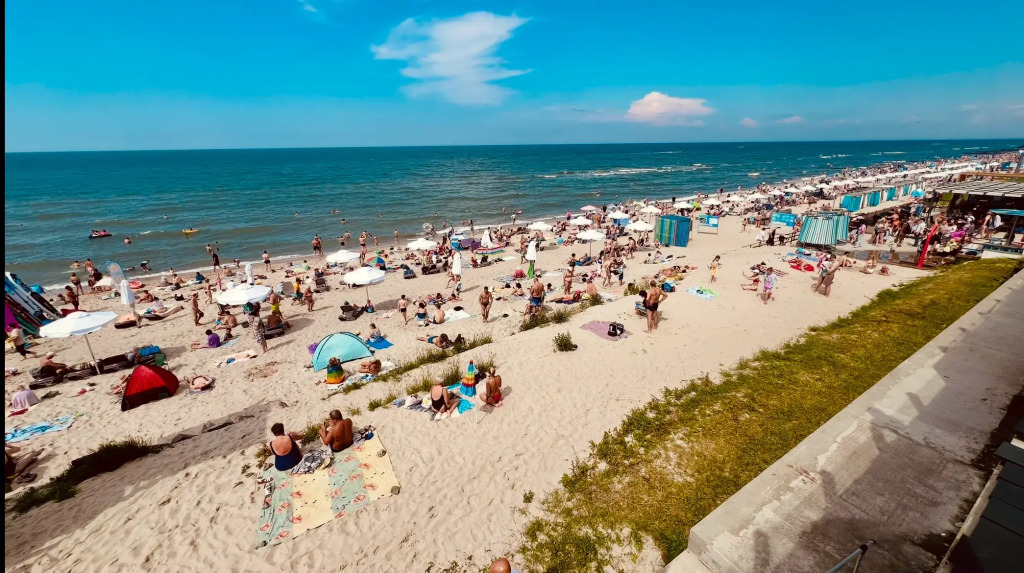 Квартира у моря с новым ремонтом, на первой линии