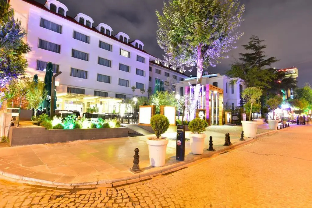 Sura Luxury Milion & Spa
