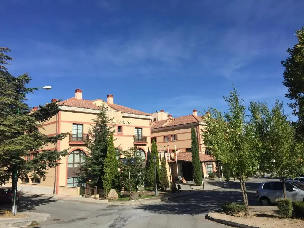 Отель Segovia Sierra de Guadarrama