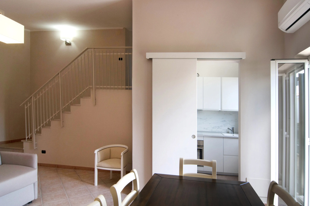 Exclusive Suite with Private Spa Jacuzzi J508L in Panoramic Garden - Roma vicino Ostia Mare