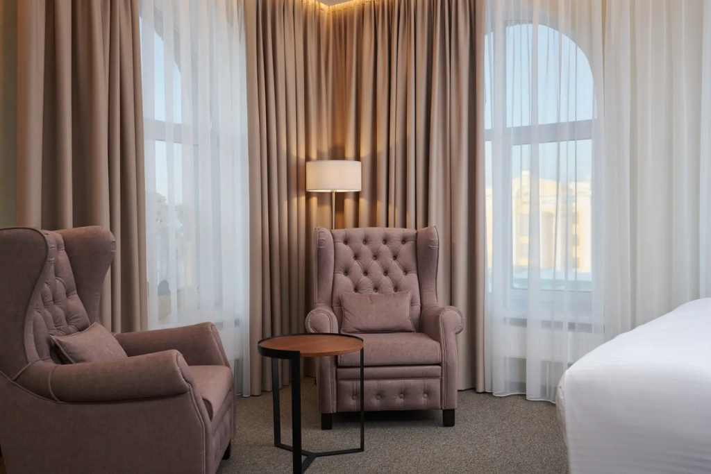 Отель Aura CityHotel