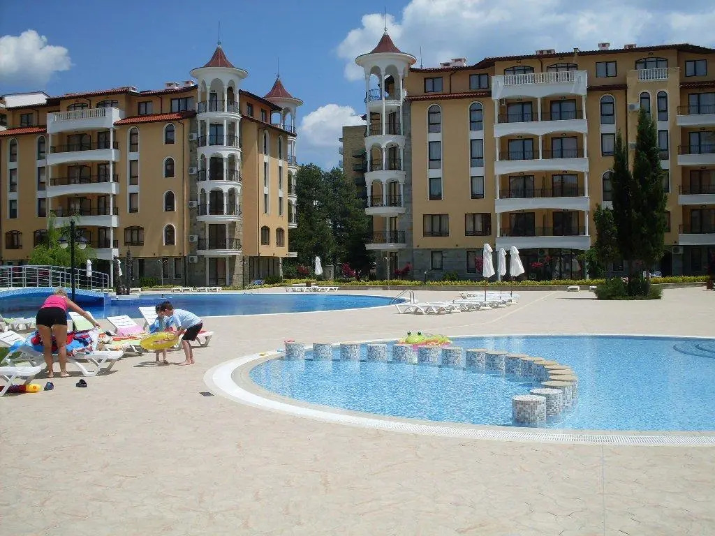 Апарт-отель Menada Royal Sun