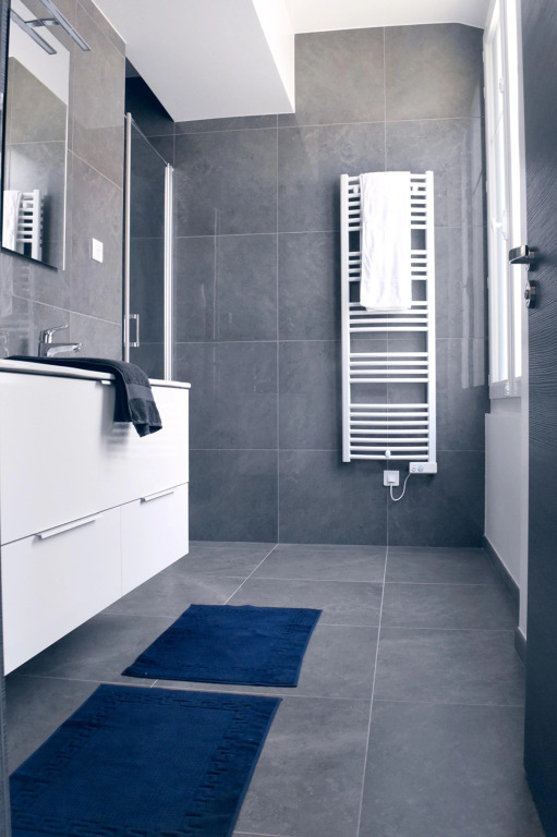 Апартаменты Spacious Flat Near Arc de Triomphe