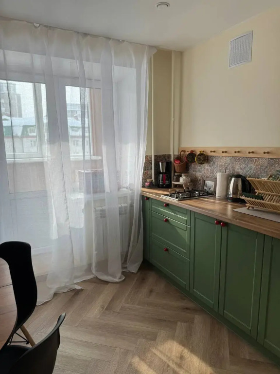 Квартира на Ураева 8