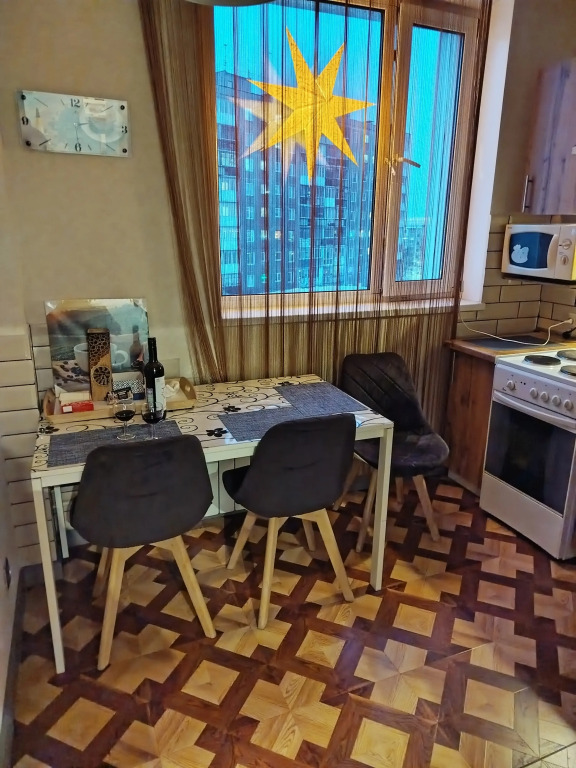 Квартира уютная рядом с памятником Алеша