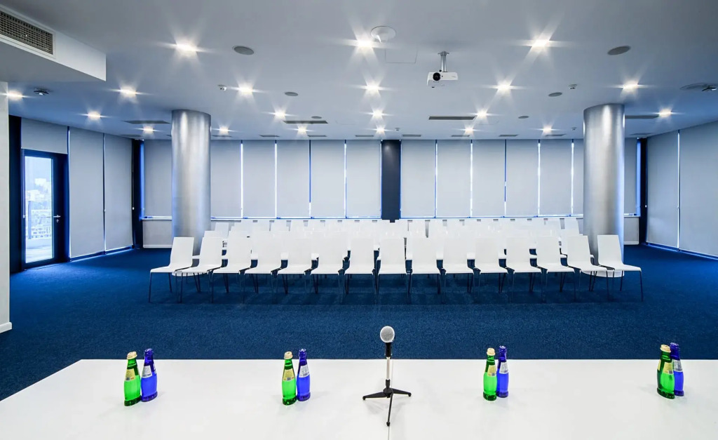 Meta Business Hotel By King David