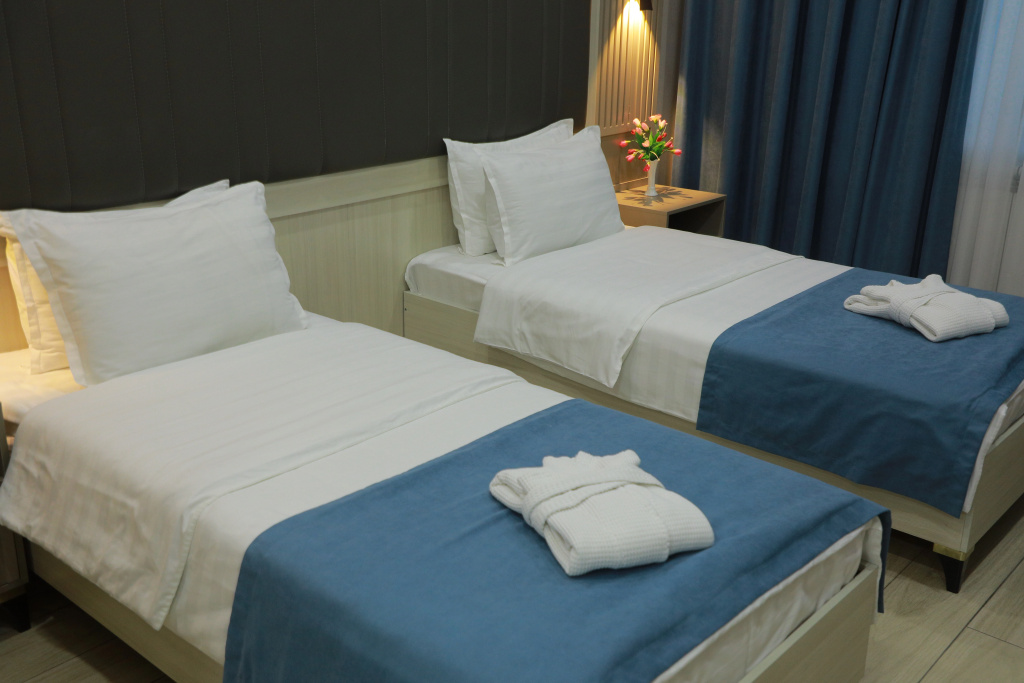 Human Hotel