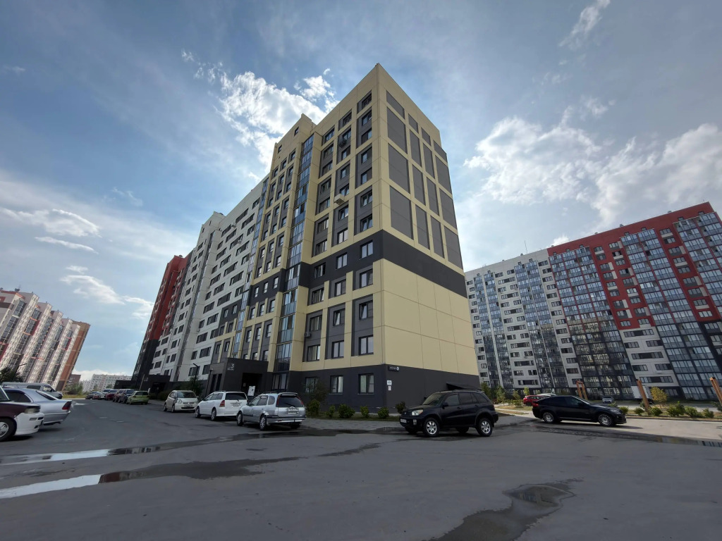 Квартира в Спальном Районе Жк Околица