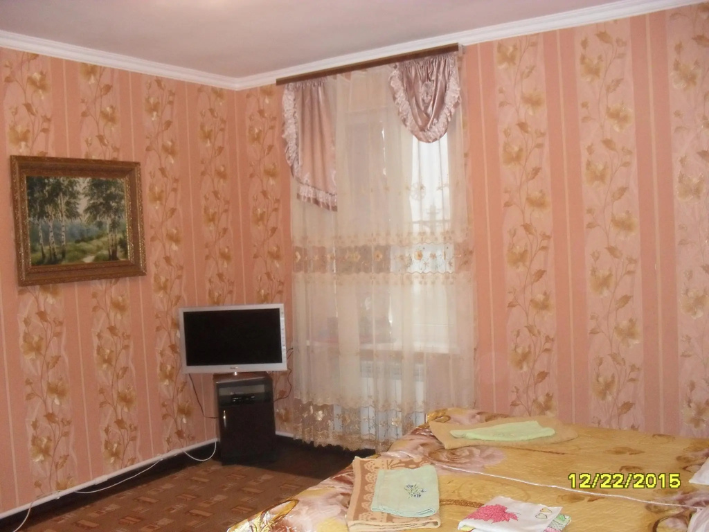Отель Парамон
