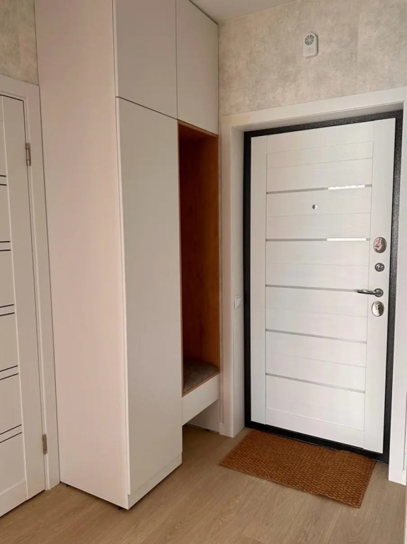 Квартира Krasroyal рядом с ТРЦ Планетой