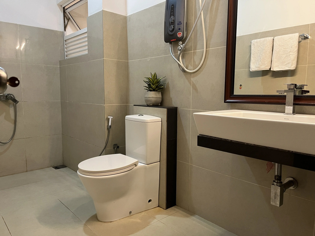 Villa Dinoos- Weligama