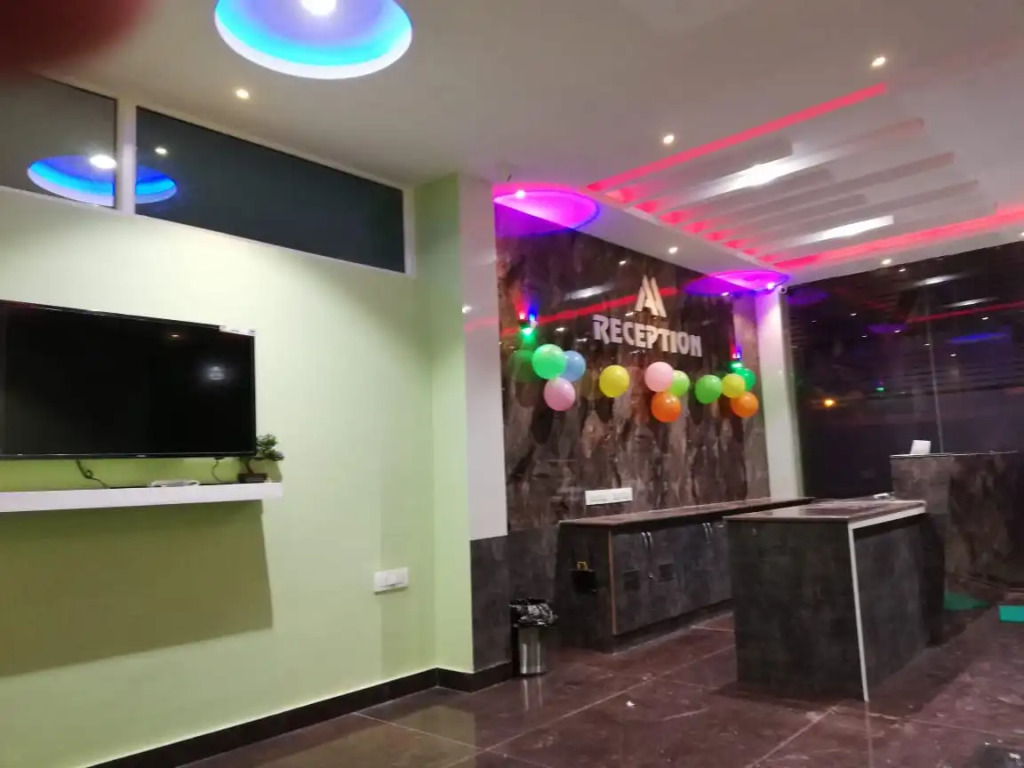 Отель Gateway Suites