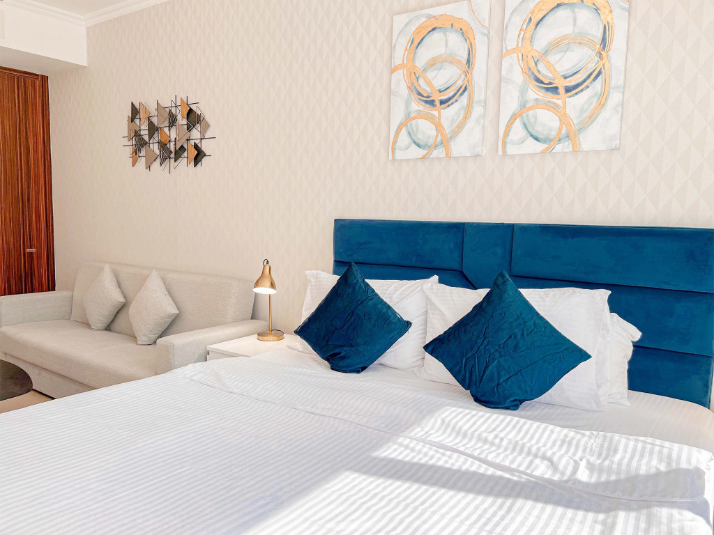 Апартаменты Cosmos Living Elegant Studio Near Dubai Marina