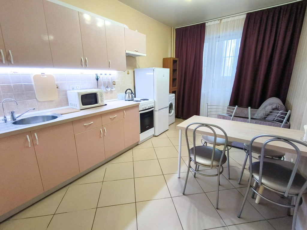 Квартира Курчатова 78