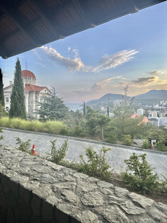 Квартира В Алуште у Алисы, стильная евродвушка в элитном комплексе
