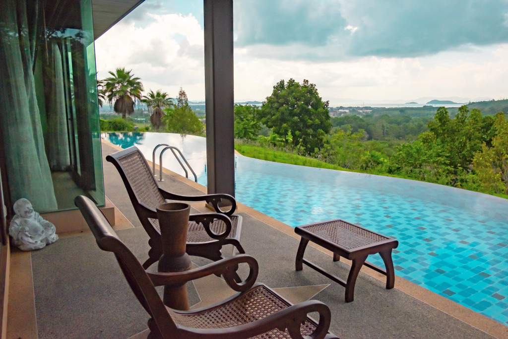 Ocean view Villa with Infinity Pool & King-bed	