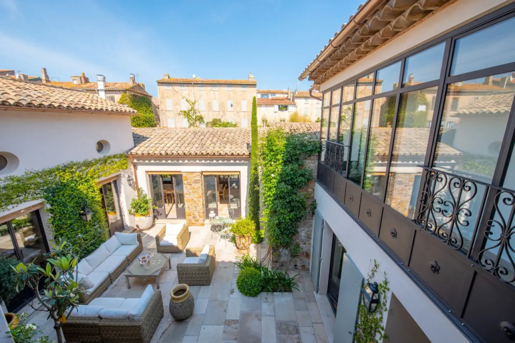 Гостевой Дом Auberge Des Maures