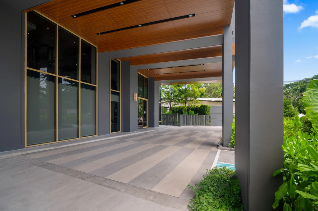 Laguna Beachside Residences Building 2 by Banyan Living