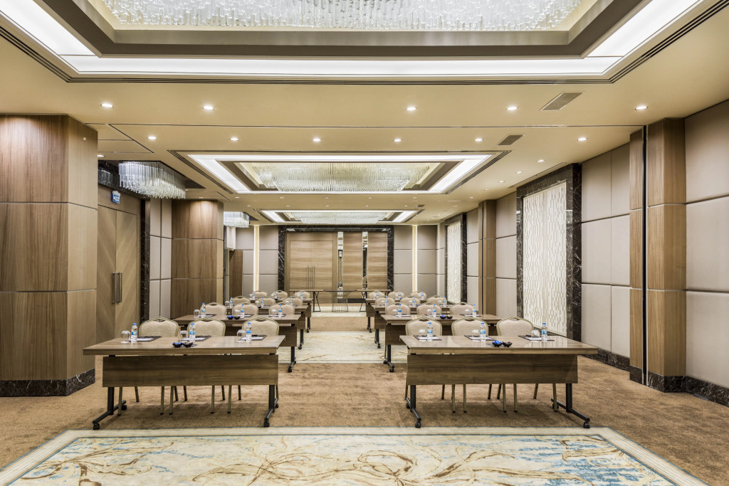 Arise Hotel Golden Horn