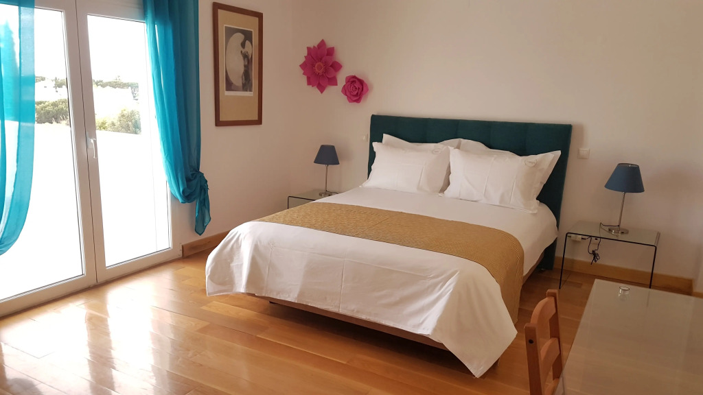 Sunset Villa by Laranjal Rentals