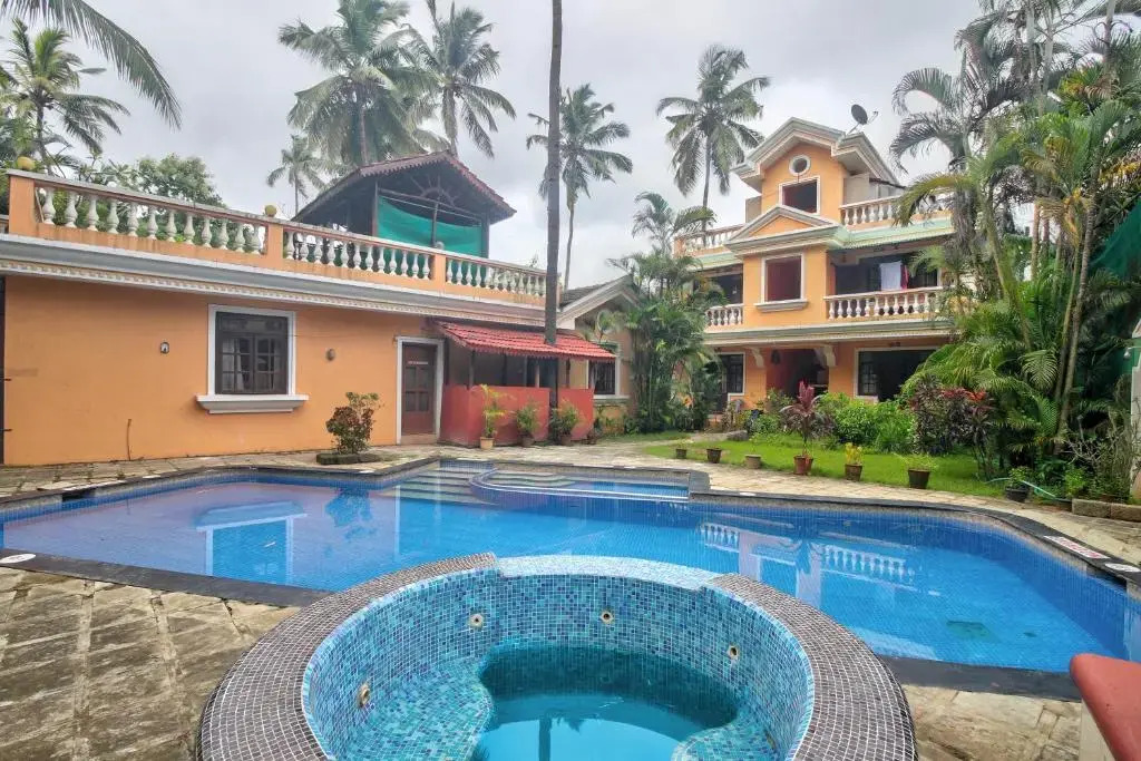Отель Sandray Luxury Resorts